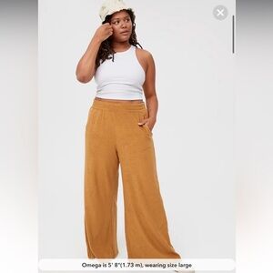 COPY - Aerie Offline Terry Cloth Wide Leg Pants